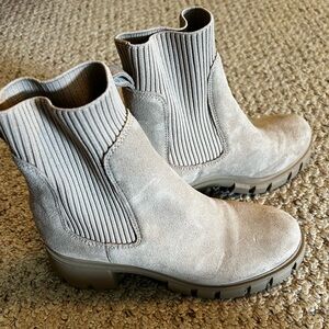 Steve Madden Hayle Platform Chelsea
Boot